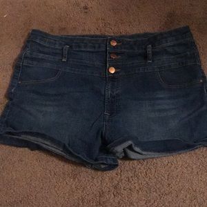 Women’s size 14 high waisted shorts